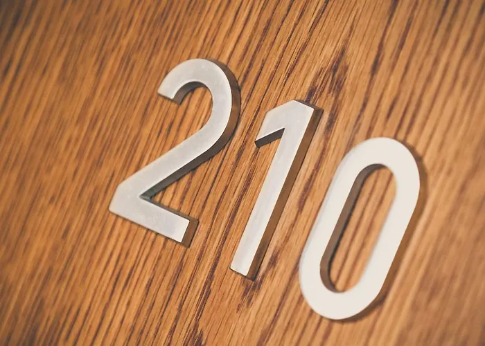 Am Bahnhof Szálloda