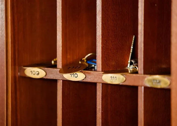 호텔 Am Bahnhof 스탕달